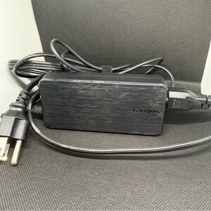 Targus Universal Black Laptop Charger + Adapters
